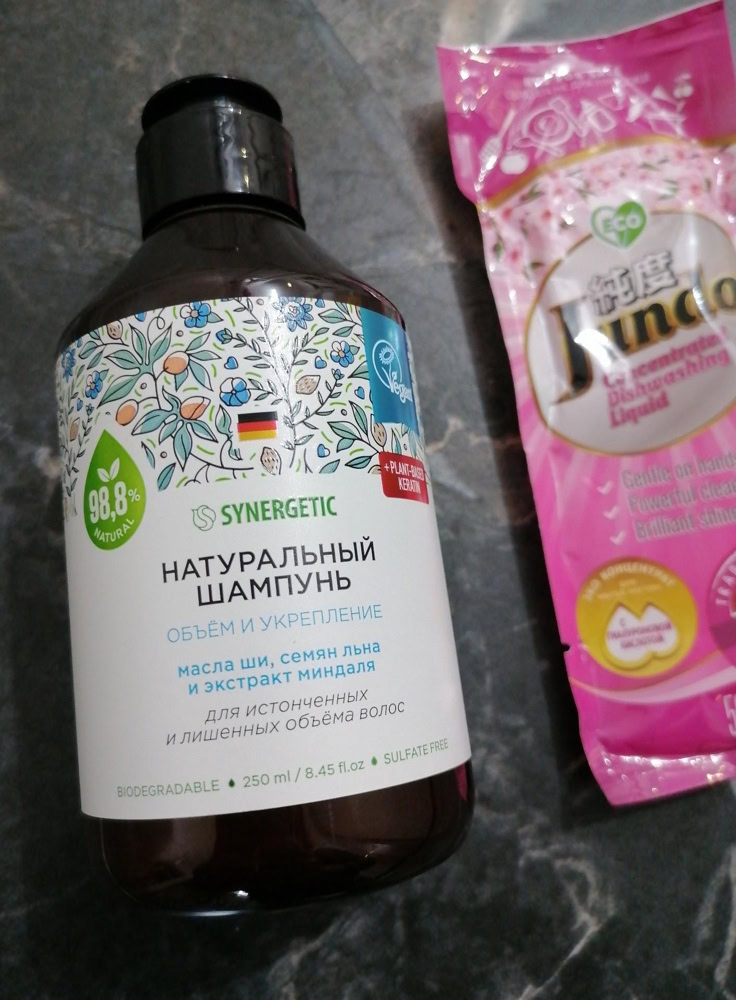 Как сделать сухой шампунь для темных волос: помогут интересные добавки